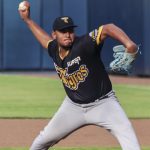 Pomares cerca de definir a sus clasificados Pitcheo de Tigres se luce vs Dantos