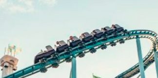 Se descarrila una montaña rusa en Suecia dejando un muerto y nueve heridos