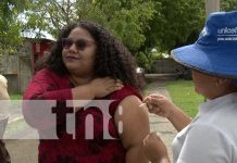 Vacunas para familias en el barrio Selim Shible de Managua Foto: Vacunación en Managua / TN8