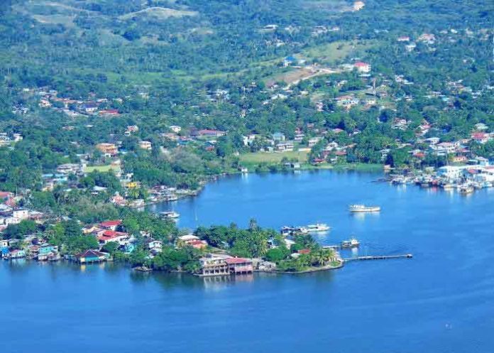 Foto: Hombre es rescatado con vida tras caer de su embarcación en Bluefields / TN8