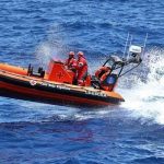 Rescatistas de España localizan embarcación con migrantes