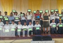 Escuela Normal Pedro Arauz Palacios en Bilwi recibe un aula Digital Móvil Escuela Normal Pedro Arauz Palacios en Bilwi recibe un aula Digital Móvil