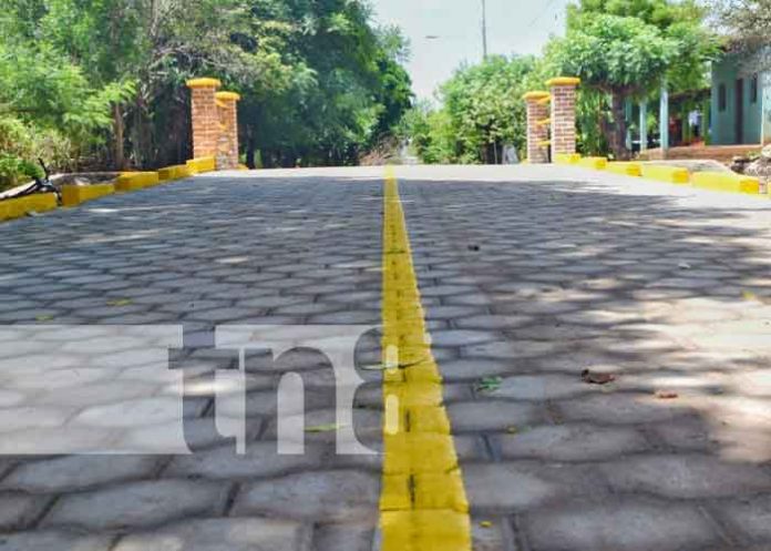 Foto: Inauguran puente vehicular en comunidad El Fortín, en Granada / TN8