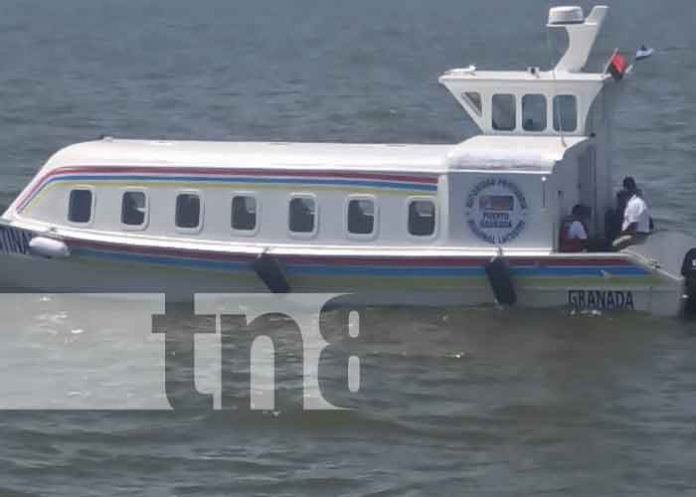 Foto: ¡Impulso del turismo! EPN inaugura dos transbordadores en Granada / TN8