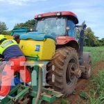 Foto: Joven pierde su pierna tras quedar prensado en maquina de cultivo en Chinandega / TN8