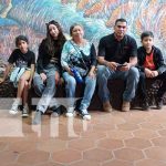 Foto:Familias disfrutan de la impresionante belleza natural del Volcán Masaya/ TN8