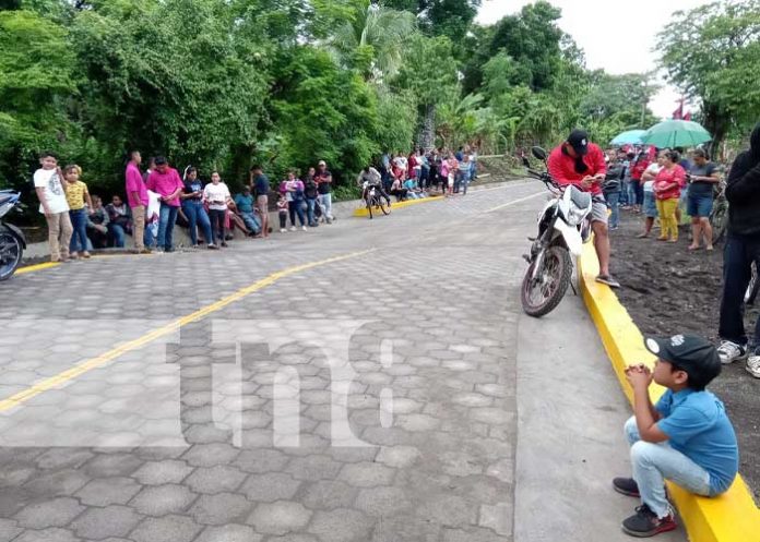 Calle digna para los habitantes de la Isla de Ometepe, Rivas