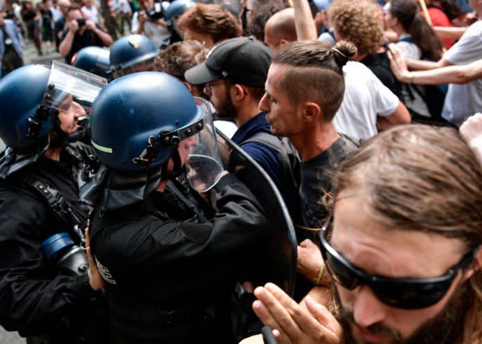 1 Justicia de Francia mete a prisión a más de 700 personas causantes de disturbios