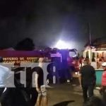 Pérdidas materiales deja un incendio en la Isla de Ometepe Perdidas materiales deja un incendio en la Isla de Ometepe