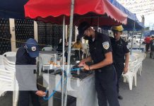 Bomberos y comerciantes más que listos en estas fiestas agostinas de Managua Bomberos y comerciantes más que listos en estas fiestas agostinas de Managua