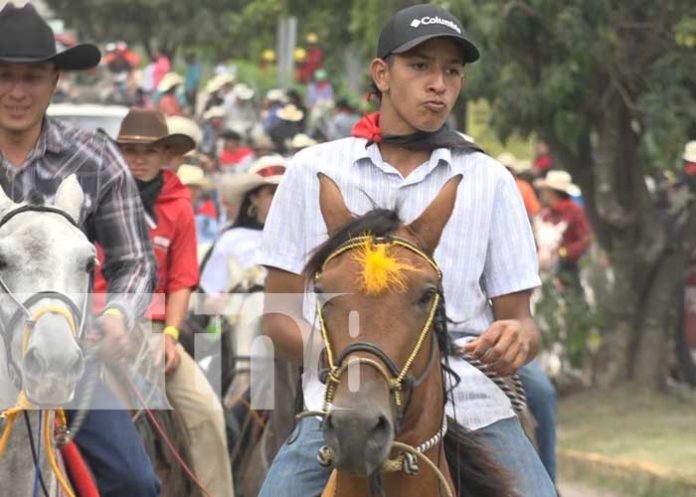 Foto: Cabalgata histórica en Estelí / TN8