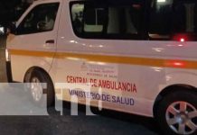 Conductora se cruza el rojo y provoca accidente en el Parque de Ferias, Managua Foto: Conductora se cruza el rojo y provoca accidente en el Parque de Ferias, Managua / TN8