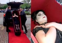 Una joven llega a su graduación dentro de un ataúd, “Al estilo Addams” Una joven llega a su graduación dentro de un ataúd, “Al estilo Addams”