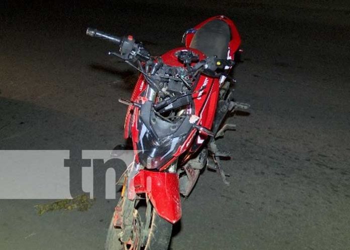 Motociclista supuestamente arrollado por taxistas en Pista El Mayoreo, Managua