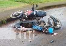 ¡Lamentable suceso! Pareja de motociclistas fallece en accidente en Chontales