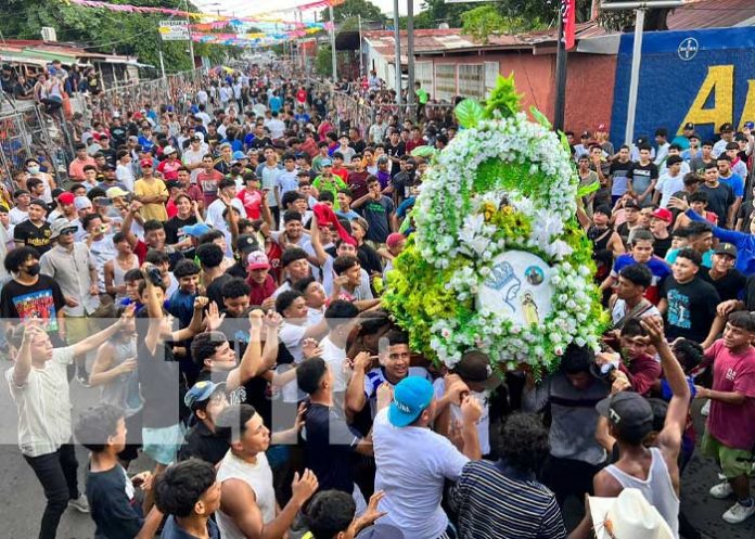 Comité de las Vacas Culonas celebran 30 años de tradición con corrida de toros en Managua