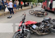 Dos motociclistas impactan y uno queda lesionado en Juigalpa, Chontales Dos motociclistas impactan y uno queda lesionado en Juigalpa, Chontales