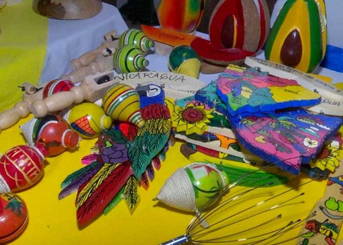 MEFCCA acompañan a las personas con discapacidades