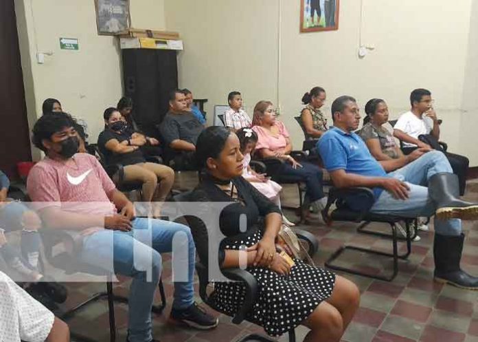 3 Entregan certificados a protagonista de escuelas de oficios en Nandaime