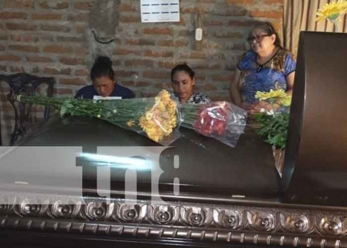 3 Tras las rejas quedará