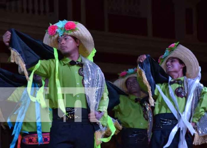 Foto: Granada vibra al ritmo de la fiesta cultural