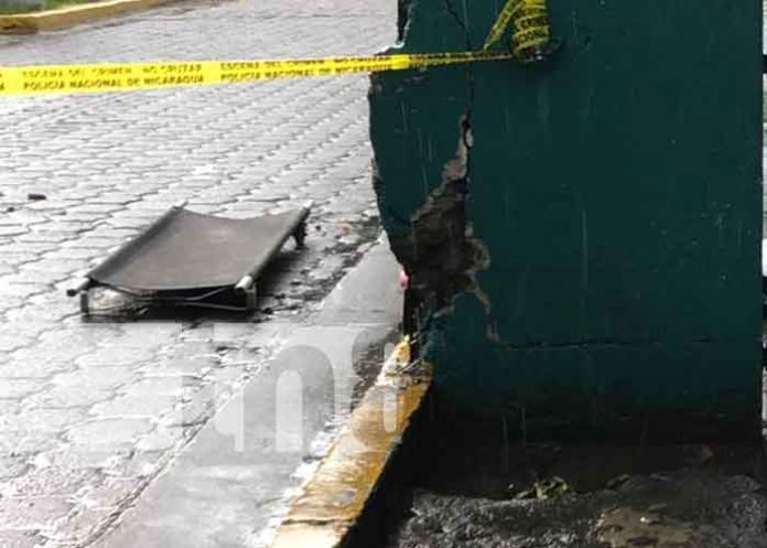 Foto: Managua: Sujeto de identidad desconocida muere en plena vía pública / TN8