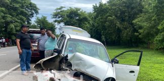 Foto: Impacto entre vehículos deja a un conductor lesionado en Crt. Chinandega-Somotillo / TN8