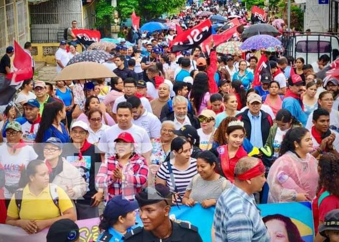 3 Bluefields, Granada, Nueva Segovia y Jinotepe realizan una caminata