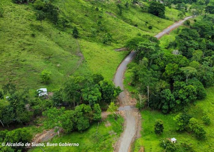 Foto: Entregan bonita carretera a comentarios de Caño de Lajas en Siuna / Alcaldía de Siuna