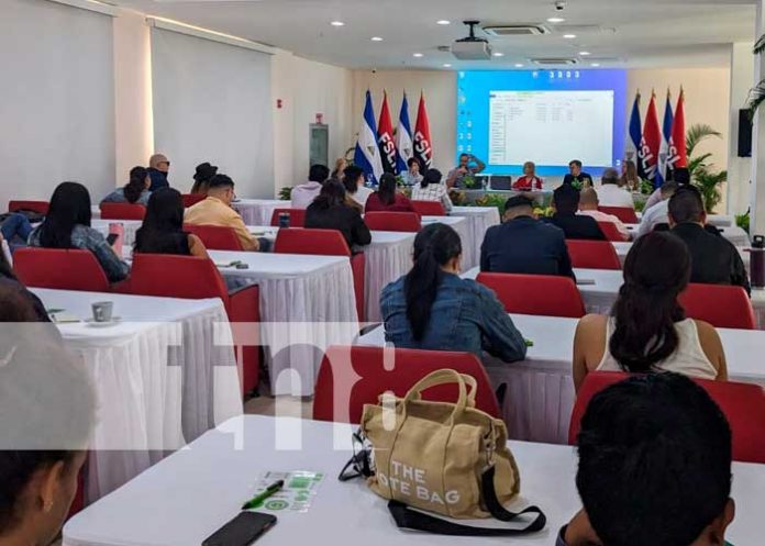 4 RT en Español y comunicadores realizan tercer intercambio profesional