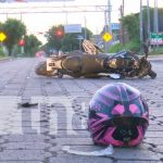 Por andar de borracho se accidenta en su moto y queda tendido en calles de Managua Por irresponsable queda tendido en calles de Managua