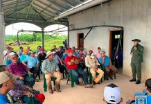 Beco se reúne con productores de Rosita Beco se reúne con productores de Rosita