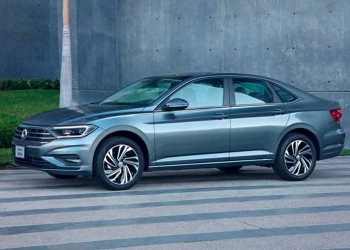 Apuesta su carro, lo pierde y el enojo de su esposa es viral