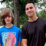 «Digno de aplaudir» Maestro dona riñón a su estudiante con extraño síndrome Maestro dona un riñón a uno de sus estudiantes