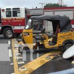 ¡La vieron pálida! Dos lesionados dejó imprudente conductor en Las Esquinas, Diriamba Foto: Choque entre vehículo y mototaxi en Diriamba / TN8