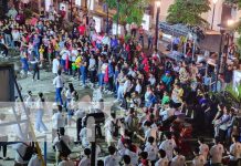 Caminata de las velas en León recordando a jóvenes que ofrendaron sus vidas en 1959 Día Nacional del estudiante en León