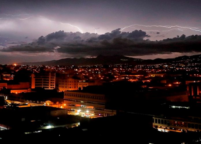 Guatemala decreta alerta roja por impactos del evento climático 