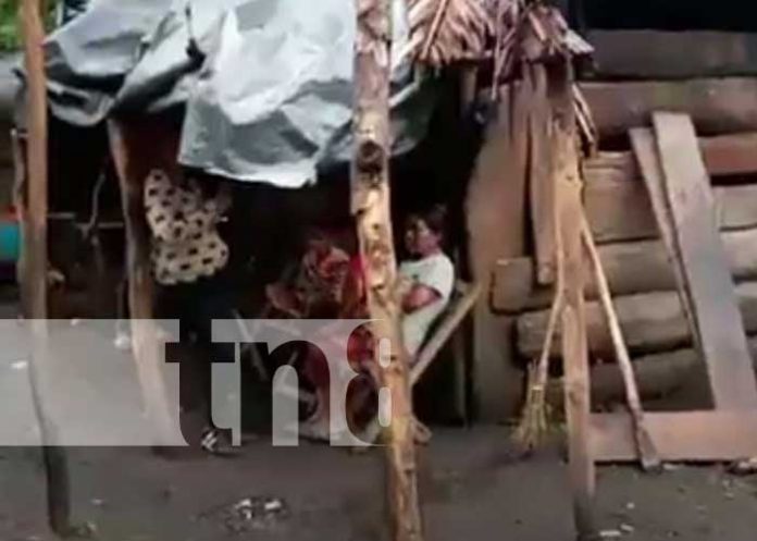 Potente rayo, casi mata a una familia entera en la Isla de Ometepe