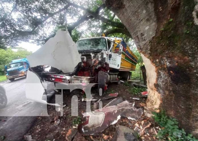 Adrenalina mortal: Conductor dormido vive para contar cómo sobrevivió en Santo Tomás