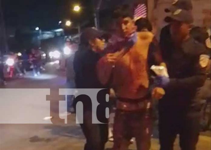 1 ¡Sangre y misterio en Estelí! Brutal ataque nocturno con cuchillo deja a un joven herido