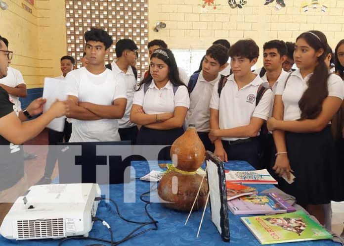 1 Estudiantes en Somoto participan en exposición de la Cruzada Nacional de alfabetización