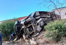 Accidente entre autobús y tren dejó 5 personas muertas y 11 heridos en México Accidente entre autobús y tren dejó 5 personas muertas y 11 heridos en México