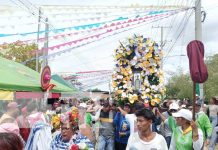 Santo Domingo de Abajo se despide de Managua y retorna a San Andrés de la Palanca Foto: Las familias de Managua se reunieron para despedir a Santo Domingo de Abajo en su retorno a San Andrés de la Palanca/TN8