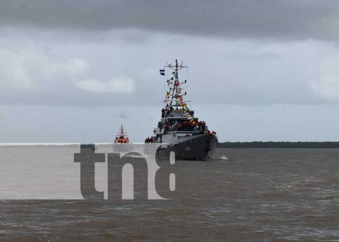 Foto: La Fuerza Naval realiza la búsqueda de la embarcación desaparecida de dos jóvenes que salieron el domingo a lanzar nasas en el Caribe/TN8