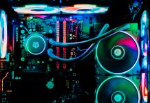 ¡De locura! Youtuber construye su propio PC gaming con gasolina ¡De locura! Youtuber construye su propio PC gaming a base de gasolina
