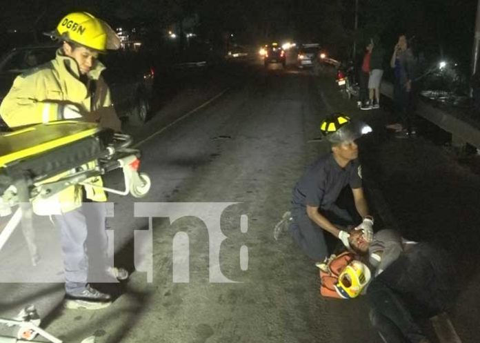 Fémina es encontrada lesionada a un lado de la carretera en Estelí