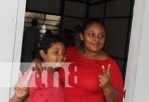 Entrega de vivienda digna número 17 en Nandaime