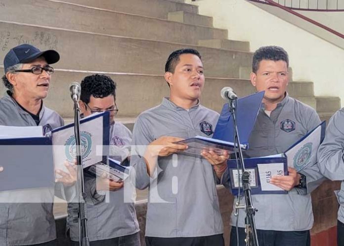Foto: Celebran el 43 Aniversario de clausura de la Gran Cruzada Nacional de Alfabetización / TN8