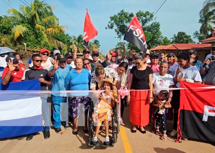2 Foto: La Alcaldía municipal de Puerto Cabezas, entregó 400 metros lineales de calle de concreto hidráulico a las familias de la Ciudad de Bilwi/TN8