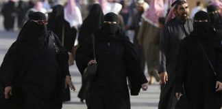 Francia prohibirá el uso de abaya en todas las escuelas